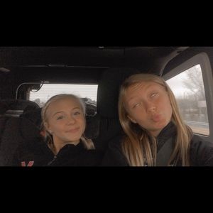 Meet your Posher, Isabella